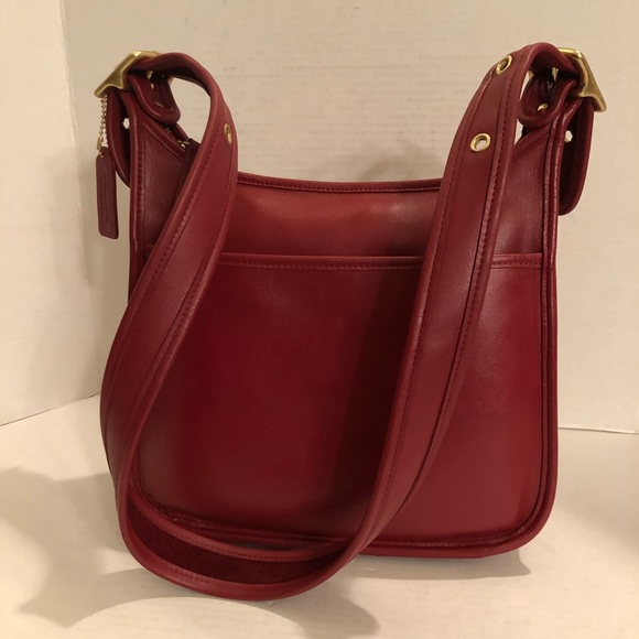 Authentic Classic Coach Legacy Zip Bag